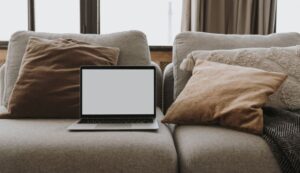 tips memilih sofa yang tepat untuk ruang tamu anda